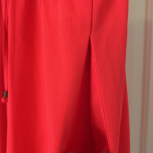 Beautiful vibrant dress - Picture 3 of 5